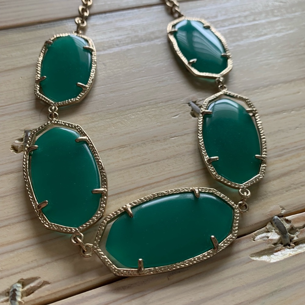Vintage Kendra Scott Valencia Necklace green gold